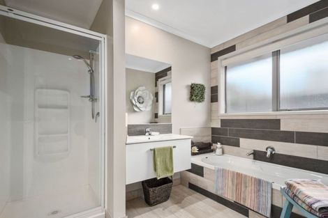 Photo of property in 87 Sandhurst Drive, Papamoa Beach, Papamoa, 3118