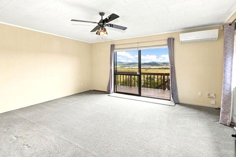 Photo of property in 34 Raumati Crescent, Onerahi, Whangarei, 0110