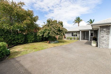 Photo of property in 10 Harris Place, Ngatea, 3503