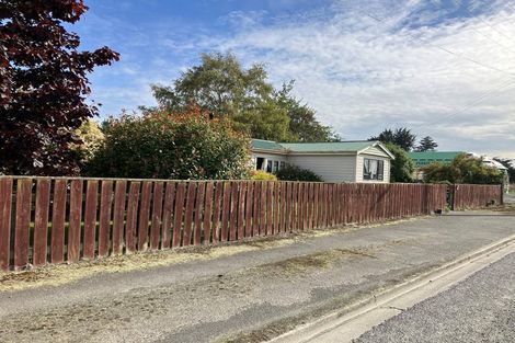 Photo of property in 23 Eden Street, Milton, 9220