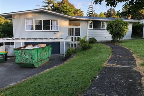 Photo of property in 28 Halver Road, Hillpark, Auckland, 2102