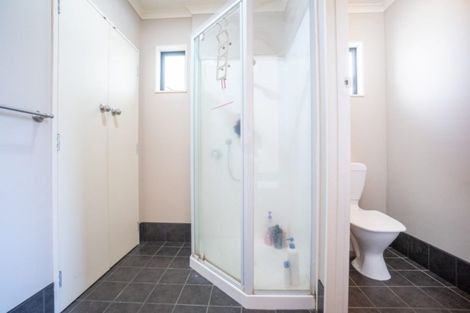 Photo of property in 954 Tremaine Avenue, Roslyn, Palmerston North, 4414