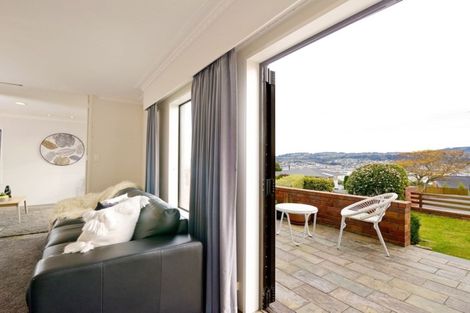 Photo of property in 110 Larnach Road, Vauxhall, Dunedin, 9013