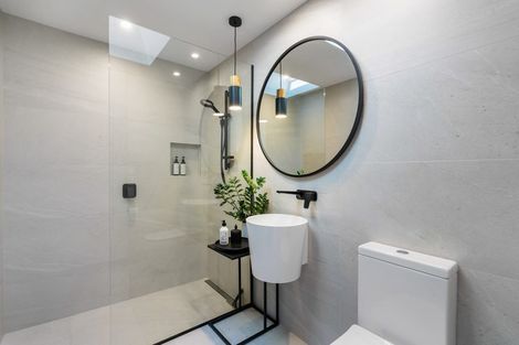 Photo of property in 52 Tanekaha Road, Titirangi, Auckland, 0604