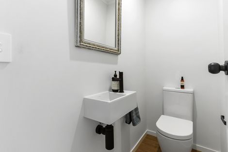 Photo of property in 2/16 Castleton Drive, Howick, Auckland, 2014