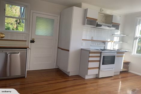 Photo of property in 7 Victory Avenue, Karori, Wellington, 6012