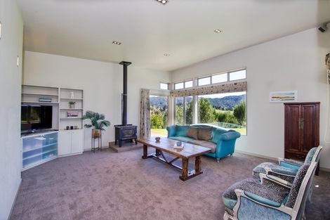 Photo of property in 362a Barrier View Road, Mangawhai, Kaiwaka, 0573