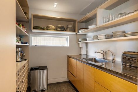 Photo of property in 423 Oceanbeach Road, Mount Maunganui, 3116