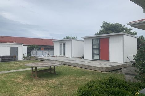 Photo of property in 2 Owens Terrace, Upper Riccarton, Christchurch, 8041