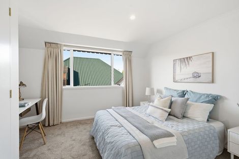Photo of property in 139 Memorial Avenue, Burnside, Christchurch, 8053