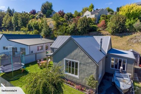 Photo of property in 47 Mcdonnell Road, Arrowtown, 9302