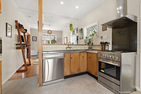 Photo of property in 38 Totara Road, Miramar, Wellington, 6022