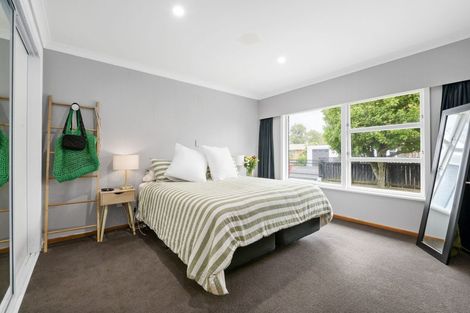 Photo of property in 1 Seifert Street, Forest Lake, Hamilton, 3200