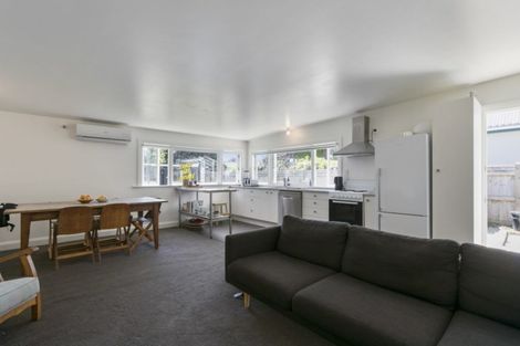 Photo of property in 36 Oroua Street, Eastbourne, Lower Hutt, 5013