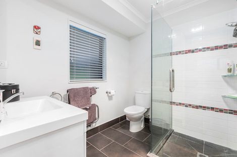 Photo of property in 8 Dumfries Place, Pyes Pa, Tauranga, 3112