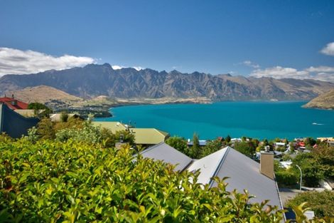 Photo of property in 10a Caples Place, Fernhill, Queenstown, 9300