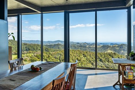Photo of property in 49 Sandy Bay Farms Road, Matapouri, Whangarei, 0173