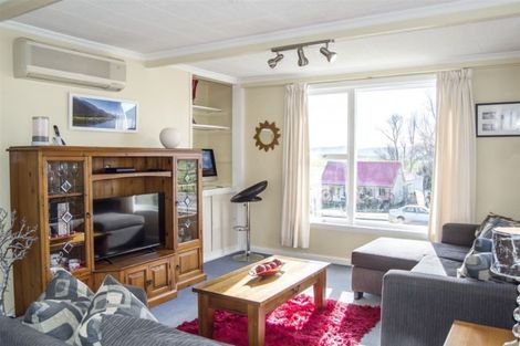 Photo of property in 17 Main Road, Harihari, 7884