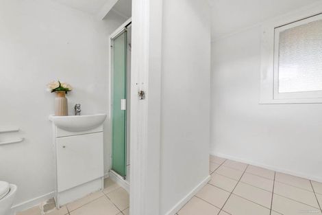 Photo of property in 22 Tiverton Road, Avondale, Auckland, 0600