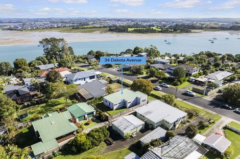 Photo of property in 34 Dakota Avenue, Beach Haven, Auckland, 0626