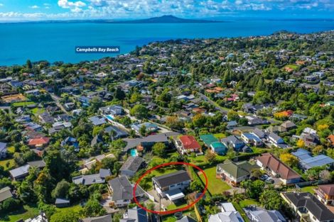 Photo of property in 44 Kowhai Road, Campbells Bay, Auckland, 0630