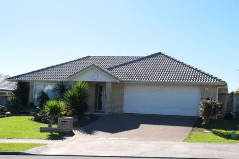 Photo of property in 63 Orangewood Drive, Northpark, Auckland, 2013