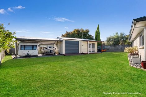 Photo of property in 16 Frisken Place, Lynmore, Rotorua, 3010