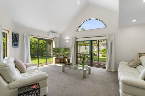 Photo of property in 1 Orchid Rise, Whakatane, 3120