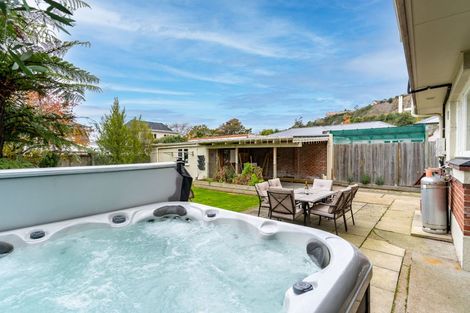 Photo of property in 16 Wycolla Avenue, Saint Clair, Dunedin, 9012