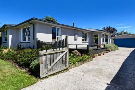 Photo of property in 16 Renfrew Street, Upper Riccarton, Christchurch, 8041