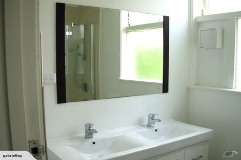 Photo of property in 2/162 Gowing Drive, Meadowbank, Auckland, 1072