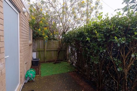 Photo of property in 1 Chiefs Court, Hamilton East, Hamilton, 3216