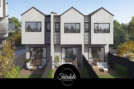 Photo of property in 2/13 Fairdale Place, Birkdale, Auckland, 0626
