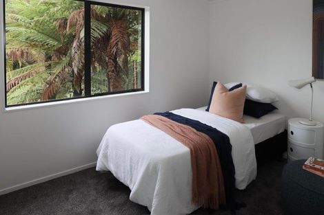 Photo of property in 5 Libra Place, Kawaha Point, Rotorua, 3010