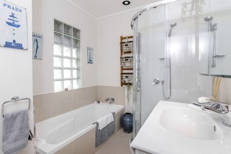 Photo of property in 38 Wyoming Avenue, Murrays Bay, Auckland, 0630