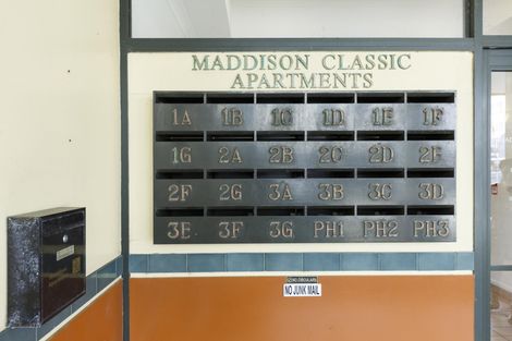 Photo of property in Maddison Apartments, 2/6c Queen Street, Palmerston North, 4410
