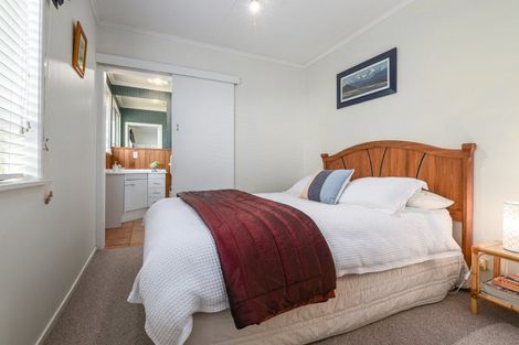 Photo of property in 133 Koutu Road, Kawaha Point, Rotorua, 3010