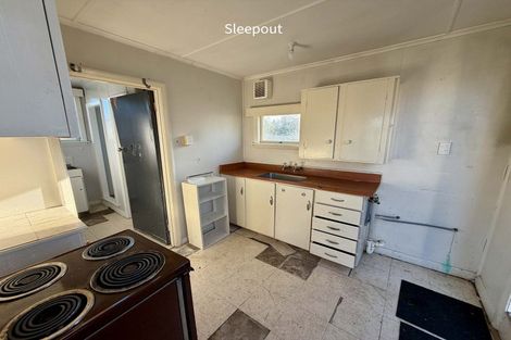Photo of property in 12 Christian Street, Dannevirke, 4930