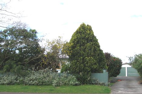 Photo of property in 21 Queen Road, Bellevue, Tauranga, 3110