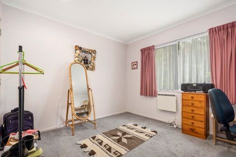 Photo of property in 16 Pampas Grove, Welcome Bay, Tauranga, 3112