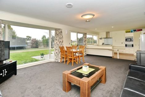 Photo of property in 60 Fairweather Crescent, Kaiapoi, 7630