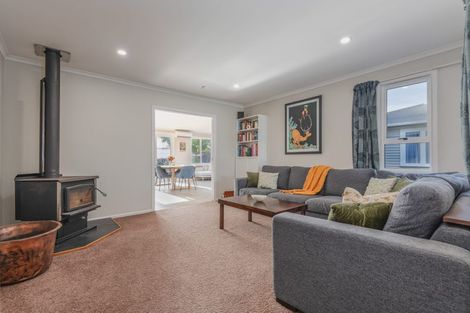 Photo of property in 5 Ilford Place, Awapuni, Palmerston North, 4412