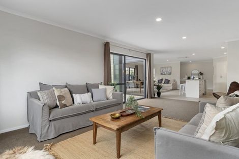 Photo of property in 250 Hamurana Road, Omokoroa, 3114