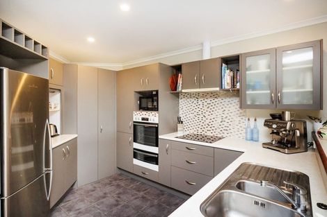 Photo of property in 147 Pacific Drive, Fitzherbert, Palmerston North, 4410