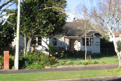 Photo of property in 4 Newall Street, Hamilton East, Hamilton, 3216