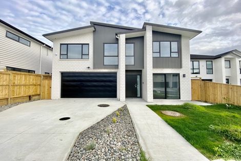 Photo of property in 5 Cloonlyon Drive, Flat Bush, Auckland, 2019