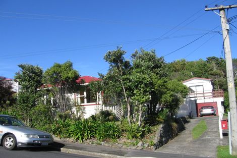 Photo of property in 40 Beazley Avenue, Paparangi, Wellington, 6037