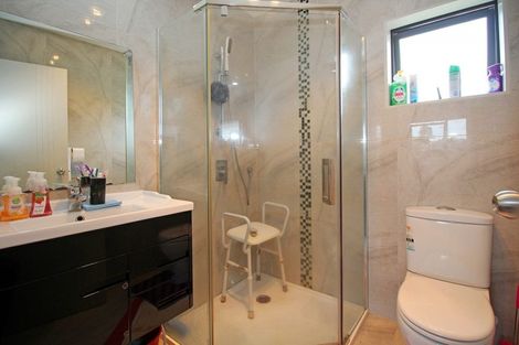 Photo of property in 16b Earlsworth Road, Mangere East, Auckland, 2024