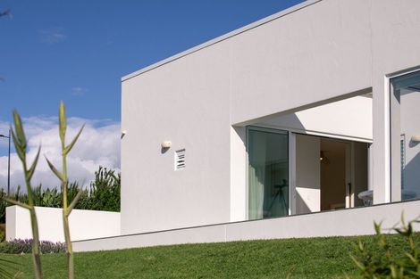 Photo of property in 16 Rangitahi Road, Raglan, 3225