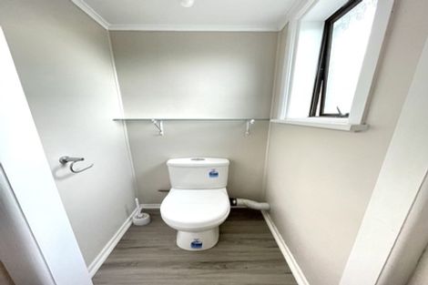 Photo of property in 10 Fenton Terrace, Cockle Bay, Auckland, 2014